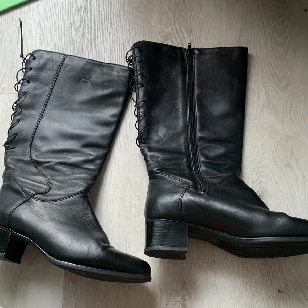 Size 9 1/2 B.Regence Black Leather‎ Boots Made In Canada lace up wide zipper